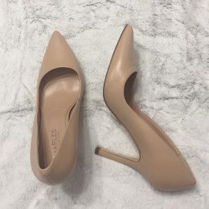Sale!! Nude Pumps size 6